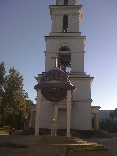Clopotnita Catedralei - Catedrala din Chisinau