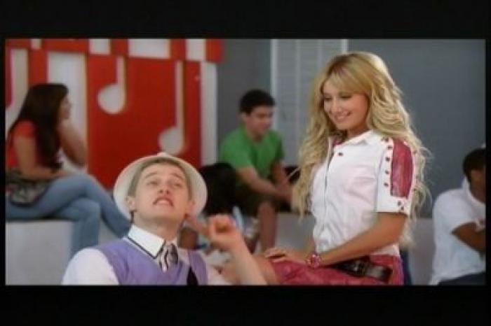 normal_025 - ashley tisdale