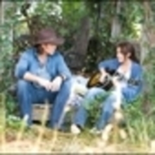 ABRVGZLLHHRBZVGLGGE - hannah montana