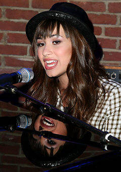 OVVQHESCLAQKYJNFKHN - camp rock