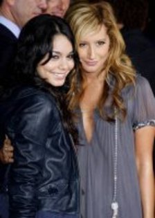 Ashley Tisdale-DGG-017667