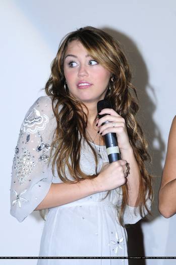 034 - Miley Cyrus