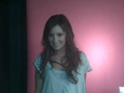 DZIEZHKUGVUKFRPXEDI - ASHLEY TISDALE LA MTV S BUZZWORTHY