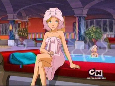 clover-totally-spies-1697914-440-330 - Clover din Totally Spies