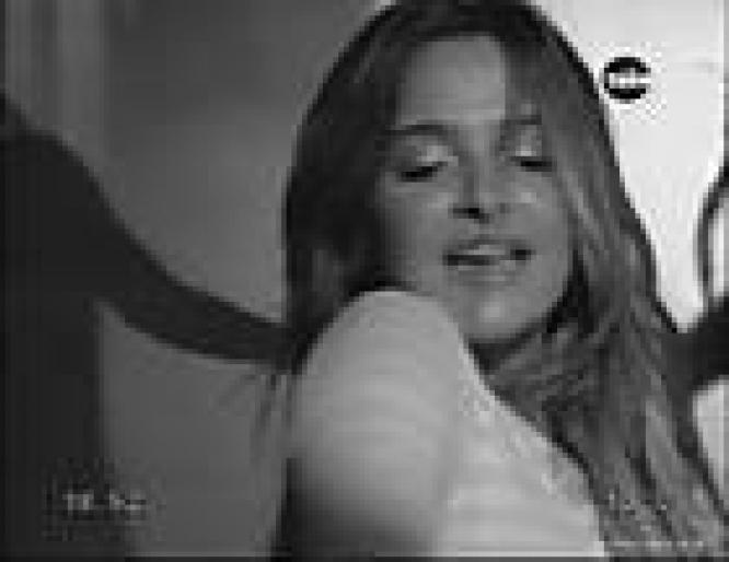 brenda-asnicar_dot_net-patitofeo2-caps-casadelassombras-diosaunicabonita-0195 - Brenda Asnicar