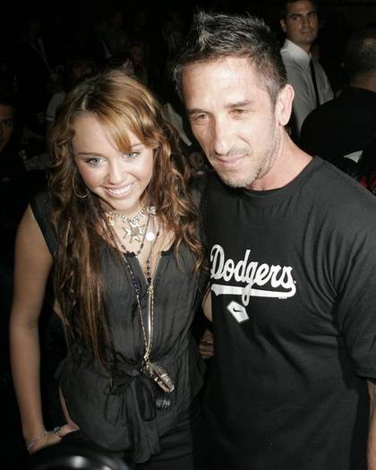 Miley Cyrus Heidi Klum Christian Audigier KQoXCB1g-44l