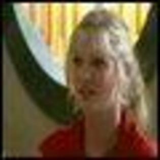 7NE0X4UC0VSGD0T5WMLH85L3F - Albumul lunii noiembrie