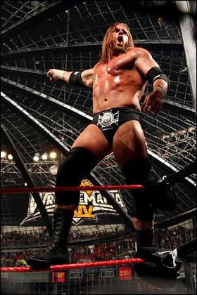 Triple_H_440115a - triple h