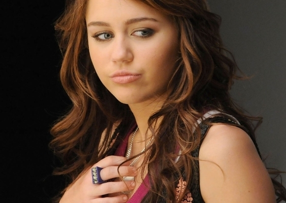 Miley Cyrus 9 - Miley Cyrus