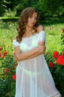 ZUAIHOLJYVXVZFABYJP - Elena Gheorghe