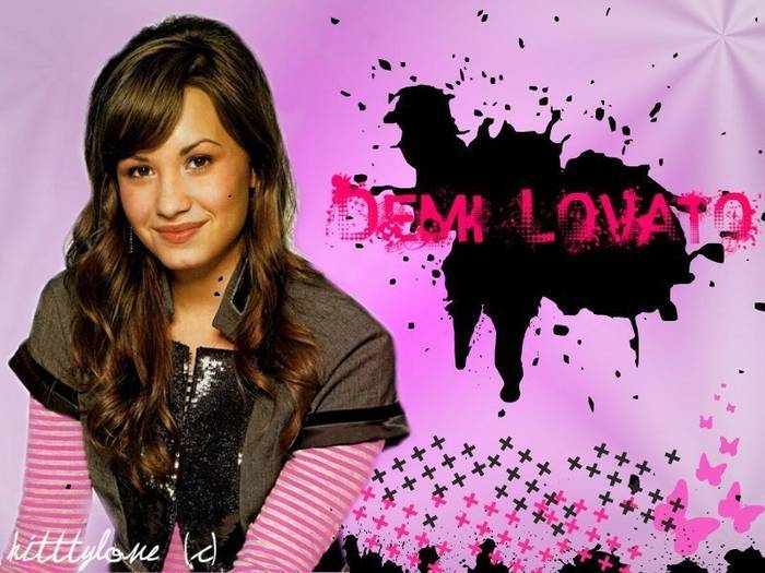 MLUSOKFZCADANKLYPIT - Poze modificate Demi Lovato