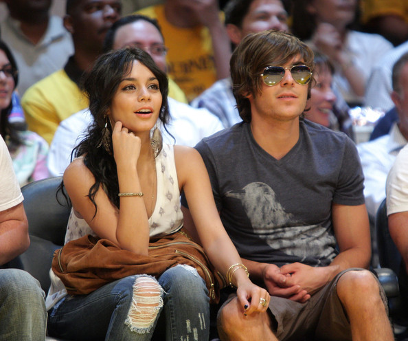 Lakers Game (14) - Vanessa Hudgens Celebrities At The Lakers Game