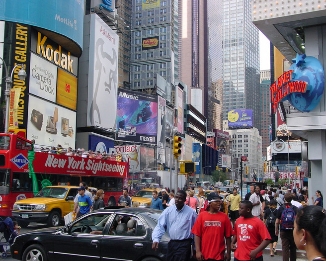 Times_Square%2C_New_York_City - WALLPAPERS DESKTOP