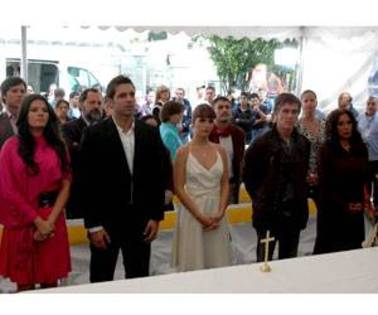 542c83cfa749e0b30193d4e54cfbf6-vi