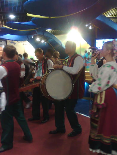 Imagine1160 - ApiMondia