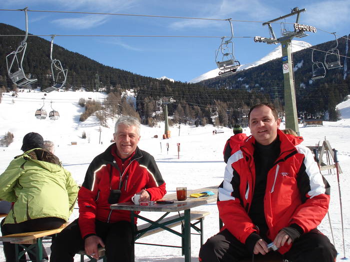 DSC01634; Spritzpauze, dupa 3 ore de ski
