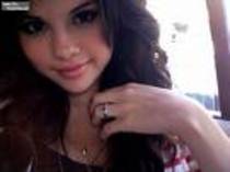 VJRJPJNXLOOFNZLGEIM - poze cu Selena Gomez