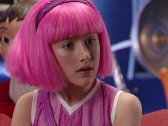 YOHZBRMGIYZZDIJULDV - Stefania Lazy Town