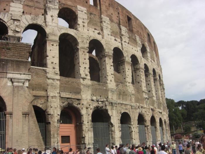 CIMG1262 Colosseum - ITALIA- ROMA