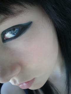 Emo Makeup (2) - ID