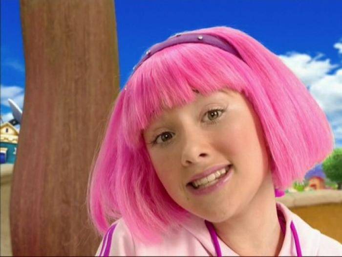 WEWZFSDJAIORBQBLVCC - Stefania Lazy Town