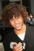 9CAYM8 - corbin bleu