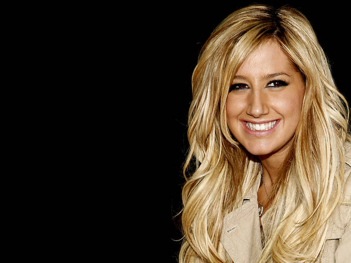 88024_ashley226_122_246lo[1] - Ashley Tisdale