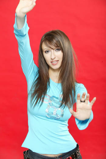 OECDWCYNLHWVEOPXMHD - Andreea Balan