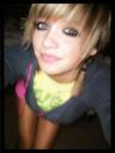 gallery_1_2_431.thumbnail[1] - poze emo