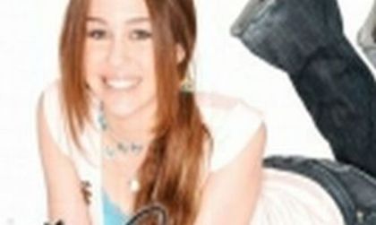 56af80f94347c5f4b7bdd2d15f18f435 - multe poze miley