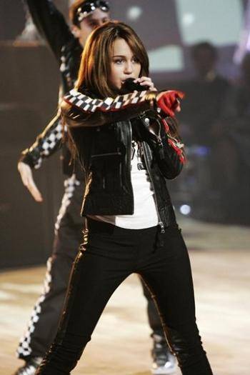 MXYLEYJQPXYPFNTBIVS - miley-hannah