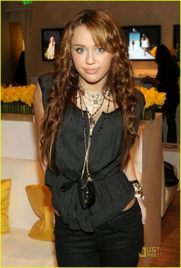 mileycyruschristianaudifn3 - miley Cyrus