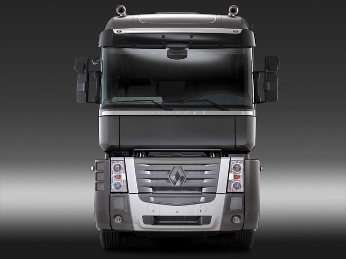 Renault Magnum. (3)