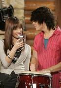 ASAYQPDHKBLTTIJNVGW - camp rock