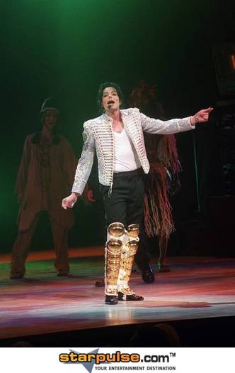 -------------------------------------------------------- - michael jackson