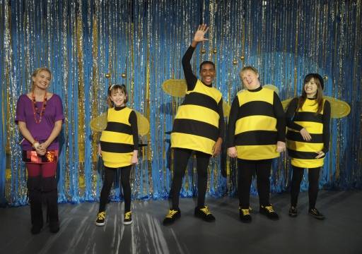 normal_SONNYWITHACHANCE_Y1_001_009