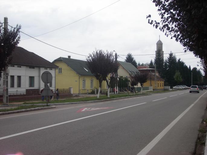 Otelul Rosu-Str.Principala