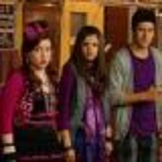 6 - wizards of waverley place