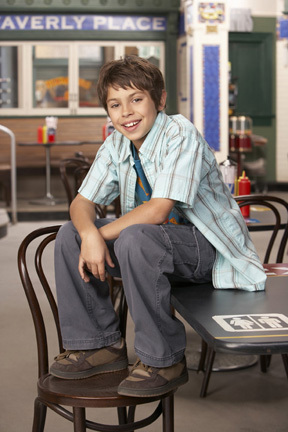 Jake-T-Austin-wizards-of-waverly-place-480607_288_432[1] - Wizards of Waverly Place