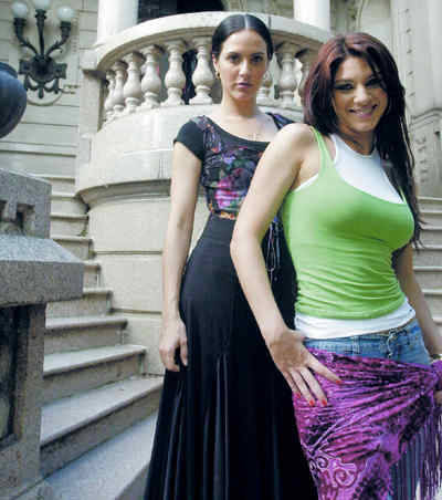 Julieta Diaz si Romina Gaetani in Soy Gitano
