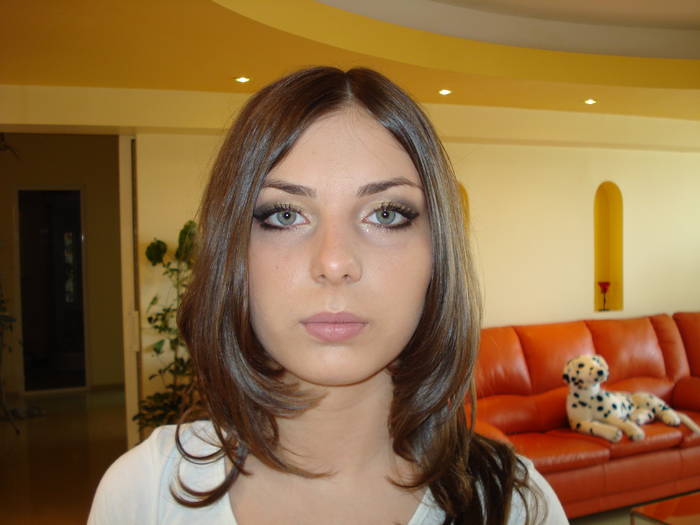 MACHIAJ PENTRU PIESA DE TEATRU