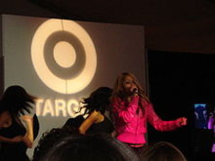 220px-Kat_DeLuna_@_Brooklyn_Fashion_Week(end)