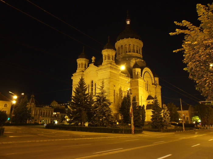 Cluj-Napoca_noaptea_Catedrala_Ortodoxa - Noaptea