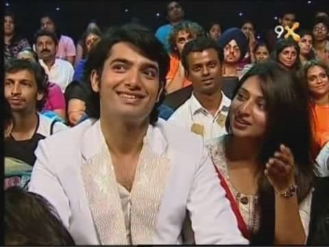 JJQUGOMIQHECAZAZXDD - Sharad Malhotra