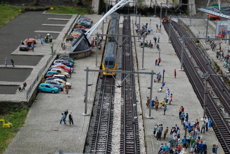  - MADURODAM