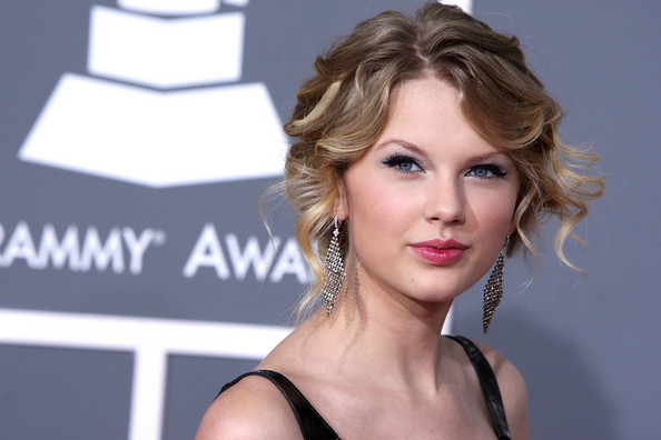 51st+Annual+Grammy+Awards+Arrivals+3JD1Y8swOWxl