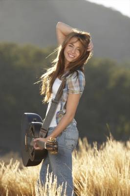 normal_25 - miley cyrus - hannah montana
