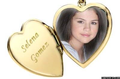 captionit122115I118D30 - Selena Gomez