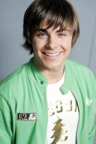 Zac_Efron_1221059255