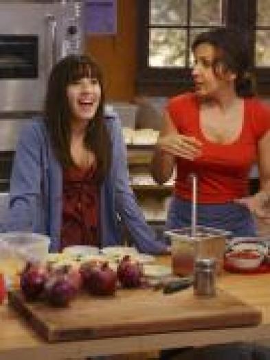 FEYYBUTXODJUJPATMXU[1] - camp rock and Jonas Brothers